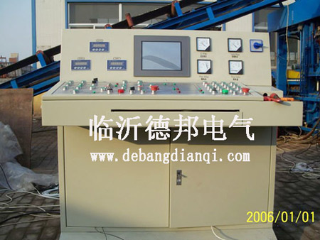 PLC、觸摸屏控制系統(tǒng)214